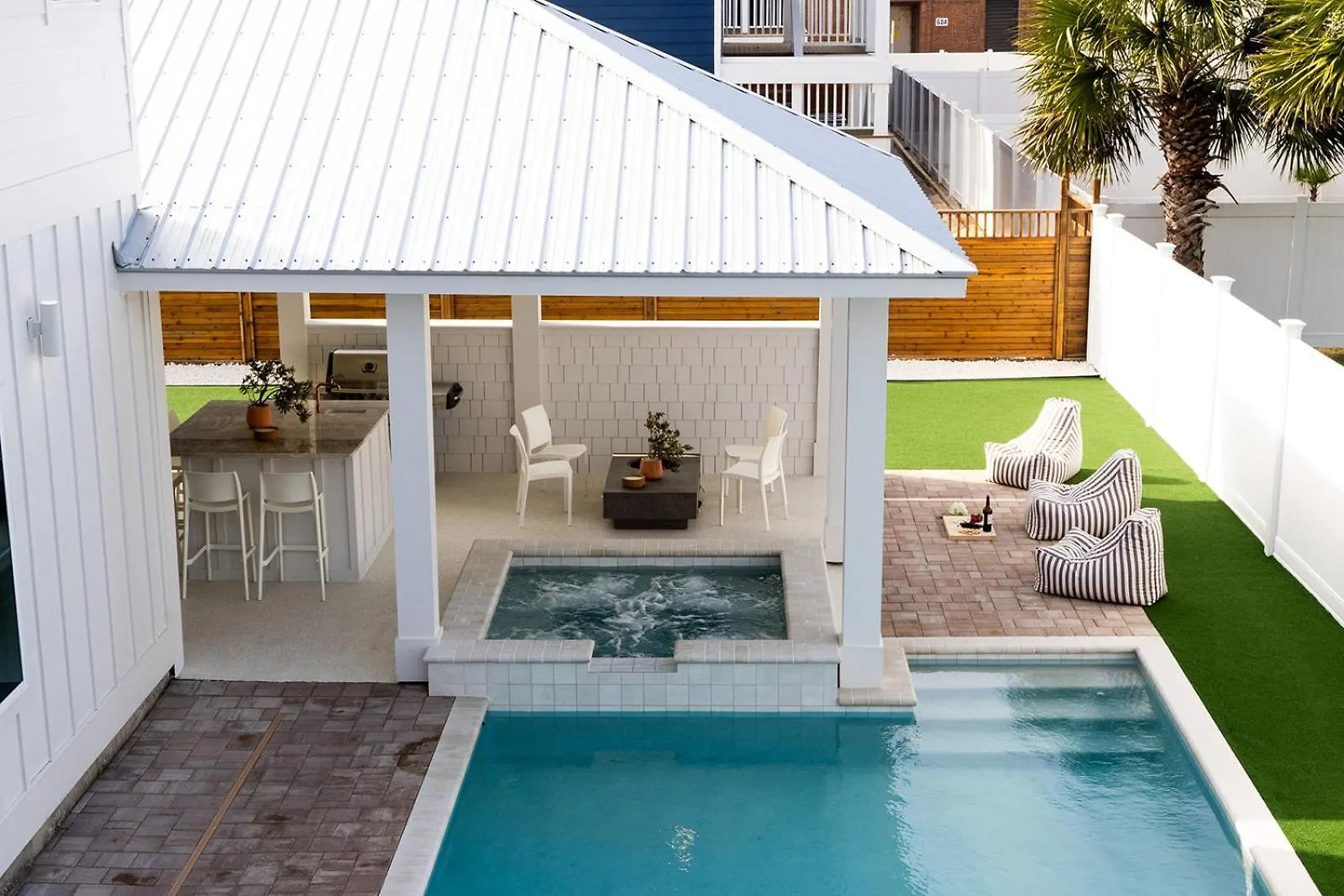 Villa The Taj Of The Gulf! Luxury Beach Mansion! Sleeps 37, Private Pool & Hot Tub, Putting Golf Panama City Beach Amerikai Egyesült Államok