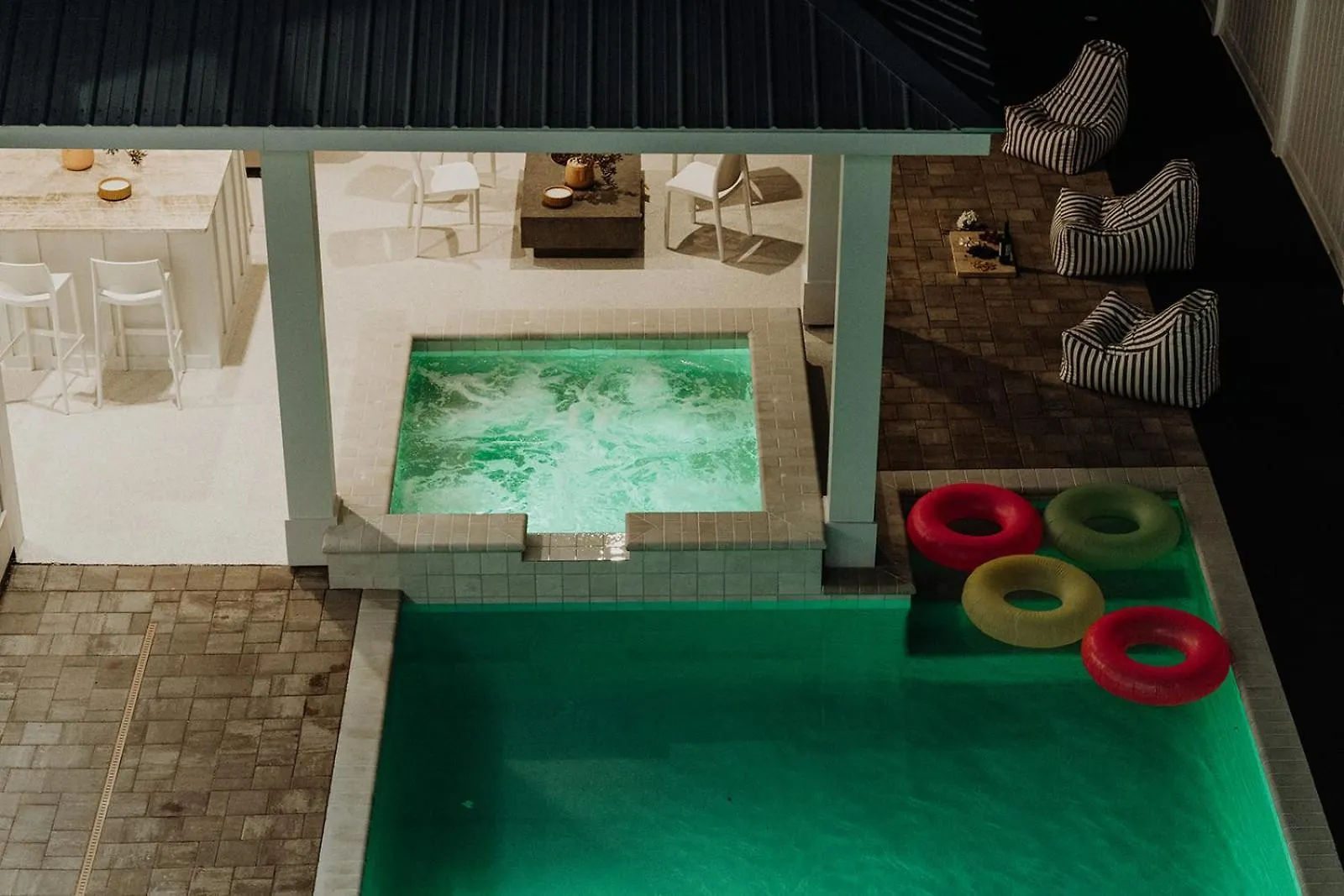 פנמה סיטי ביץ' The Taj Of The Gulf! Luxury Beach Mansion! Sleeps 37, Private Pool & Hot Tub, Putting Golf וילה